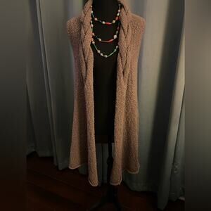 Adrienne Vittadini Elegant Tan Sweater Vest M